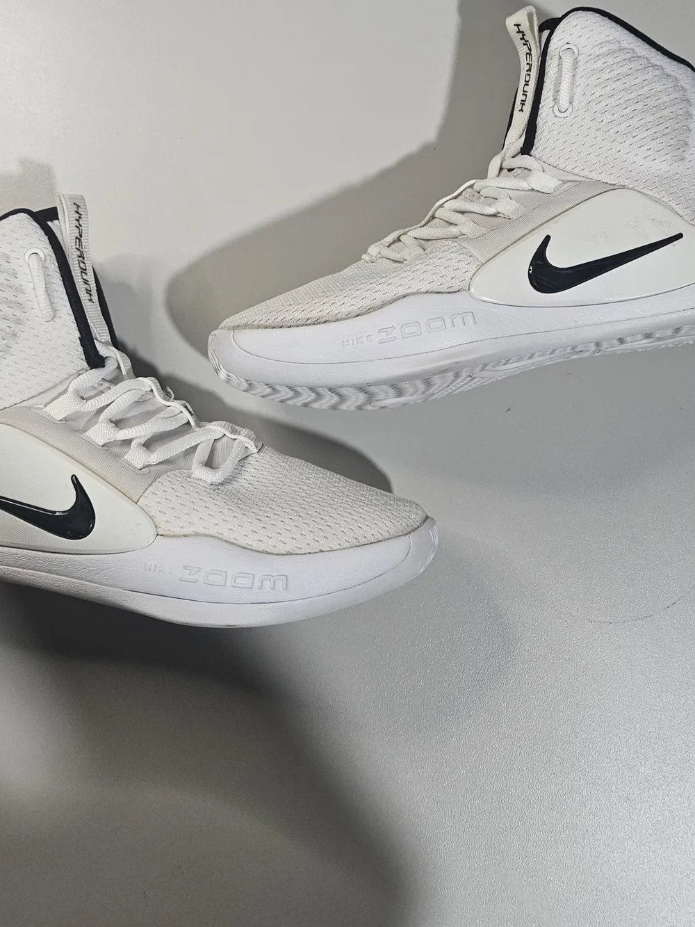 Nike  Zom Hyperdunk X TB AR0467-100 White Black Basketball Shoes Size 6